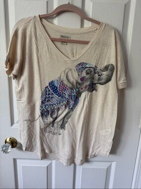 Vintage Lucky Brand Elephant Graphic Tee